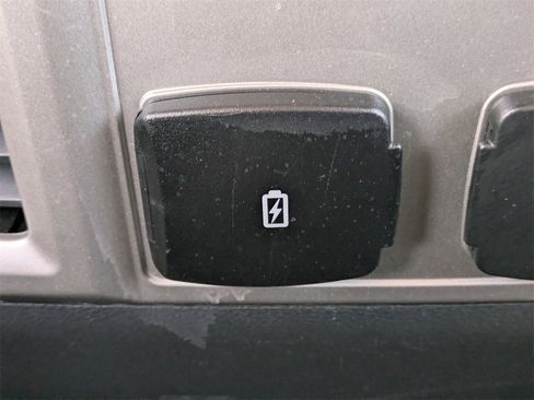 Used 2022 Ford F250 Lariat w/ Lariat Value Package image 16