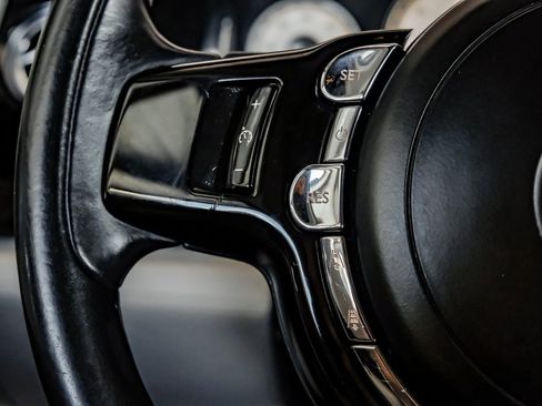 Used 2016 Rolls-Royce Wraith image 14