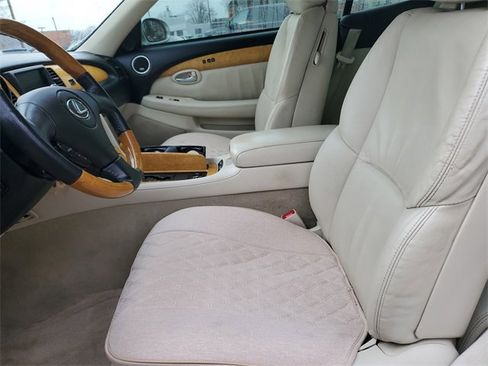 Used 2005 Lexus SC 430 Convertible image 26