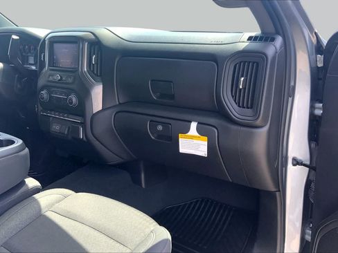 Used 2026 Chevrolet Silverado 1500 Custom AWD/4WD image 36