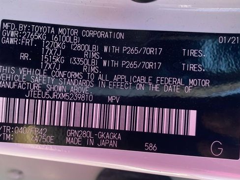 Used 2021 Toyota 4Runner SR5 RWD image 20
