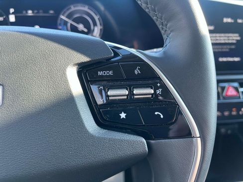 Used 2025 Kia Niro Wind w/ Wind Preserve Package image 27