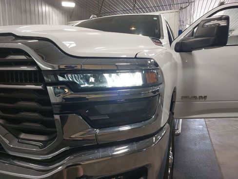 Used 2026 RAM 2500 Big Horn AWD/4WD image 31