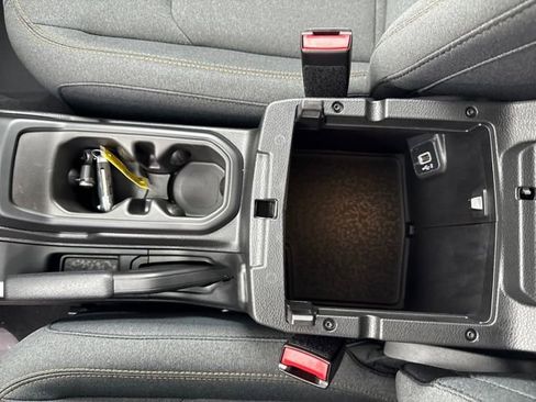 New 2025 Jeep Gladiator Sport image 25