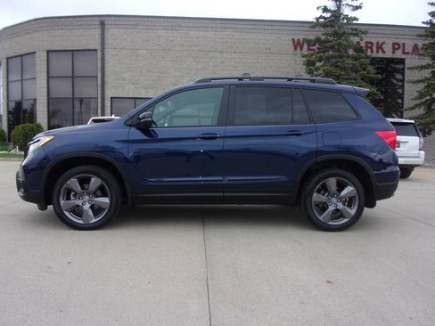 Used 2020 Honda Passport Touring image 1