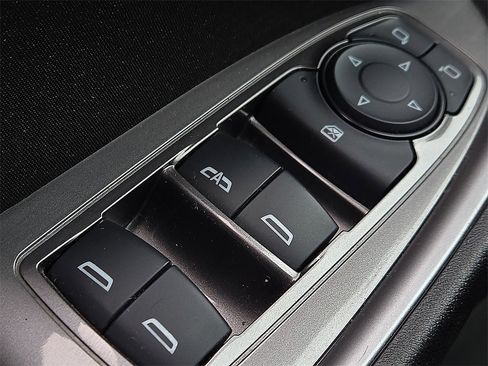 Used 2024 Chevrolet Malibu LT image 16