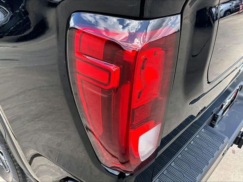 Used 2024 GMC Sierra 1500 Elevation w/ Elevation Premium Package image 29