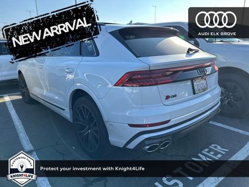 Used 2023 Audi SQ8 Prestige w/ Prestige Package image 3