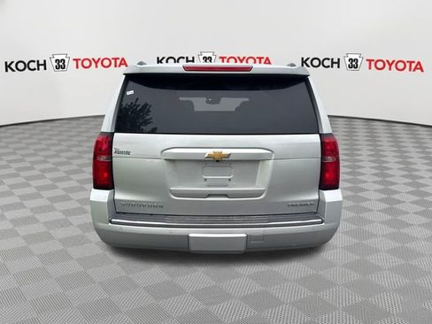 Used 2020 Chevrolet Suburban Premier AWD/4WD image 7