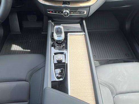 New 2026 Volvo XC60 B5 Plus AWD/4WD image 14