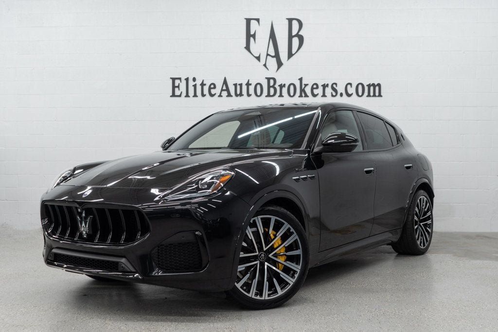 Used 2023 Maserati Grecale Modena AWD/4WD image 1