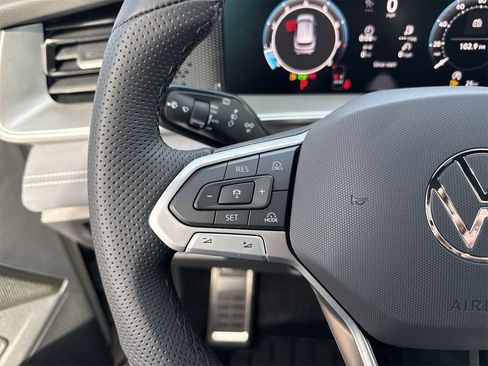 New 2026 Volkswagen Tiguan SE R-Line image 20