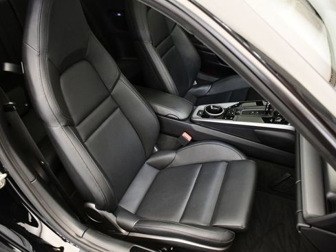 Used 2021 Porsche 911 Carrera image 45