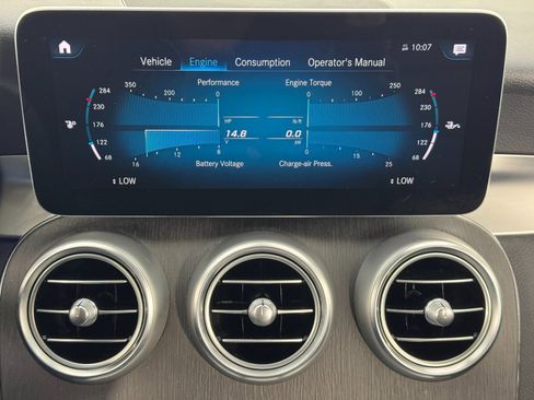 Used 2021 Mercedes-Benz GLC 300 w/ Premium Package image 27