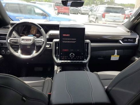 New 2026 GMC Yukon XL Elevation w/ Elevation Premium Package AWD/4WD image 12