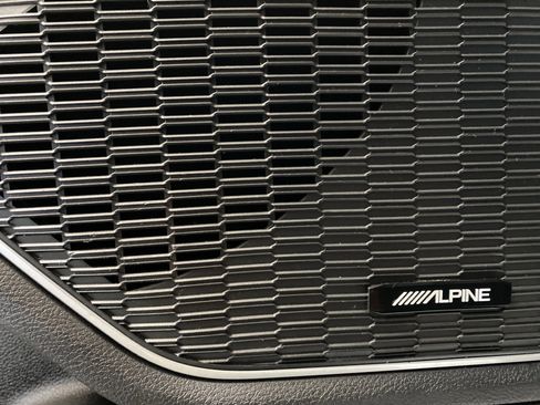 Used 2021 Jeep Grand Cherokee L Limited image 13