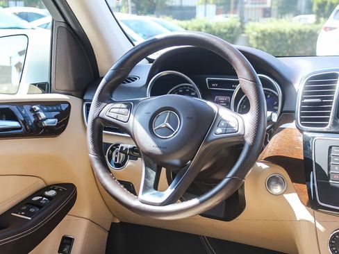 Used 2016 Mercedes-Benz GLE 350 4MATIC image 19