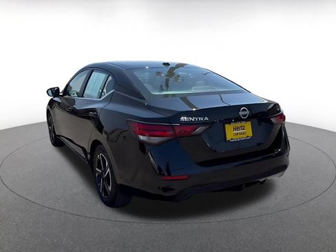 Used 2025 Nissan Sentra SV FWD image 11