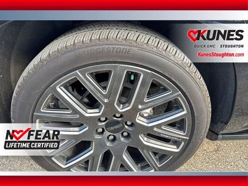 Used 2026 GMC Yukon XL Denali Ultimate w/ LPO, Floor Liner Package AWD/4WD image 18