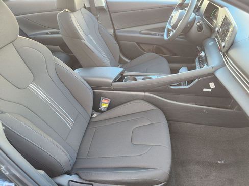 New 2026 Hyundai Elantra Blue image 11