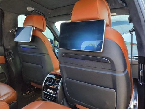 Used 2019 BMW X7 xDrive50i w/ Dynamic Handling Package AWD/4WD image 56