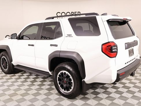 Used 2025 Toyota 4Runner TRD Off-Road Premium image 23