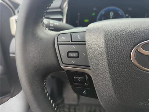 Certified 2025 Toyota Camry SE image 12