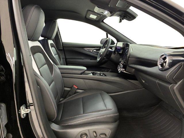 Certified 2024 Chevrolet Blazer EV LT AWD/4WD image 14