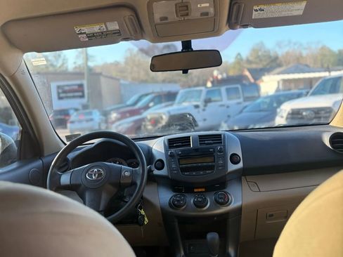 Used 2011 Toyota RAV4 2WD w/ Base L4 Extra Value Pkg image 19