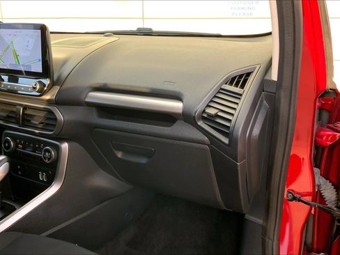 Used 2021 Ford EcoSport SE w/ SE Convenience Package image 18