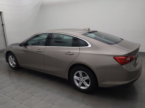Used 2023 Chevrolet Malibu LT FWD image 3