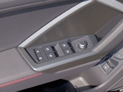 New 2025 Audi Q3 2.0T Premium Plus image 22