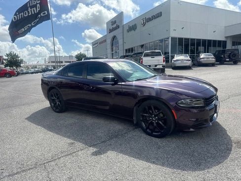 Used 2021 Dodge Charger SXT w/ Blacktop Package RWD image 15
