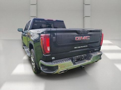 Used 2024 GMC Sierra 1500 SLT w/ SLT Premium Plus Package AWD/4WD image 7