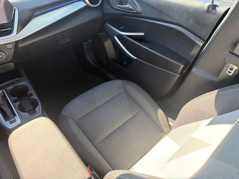 Used 2026 Chevrolet Trax LS FWD image 21