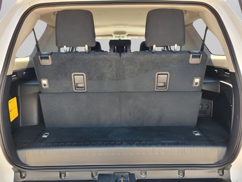 Used 2015 Toyota 4Runner SR5 Premium image 9