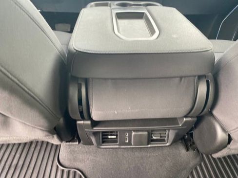 Used 2023 Chevrolet Silverado 1500 LT image 13
