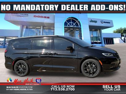 New 2026 Chrysler Pacifica Limited