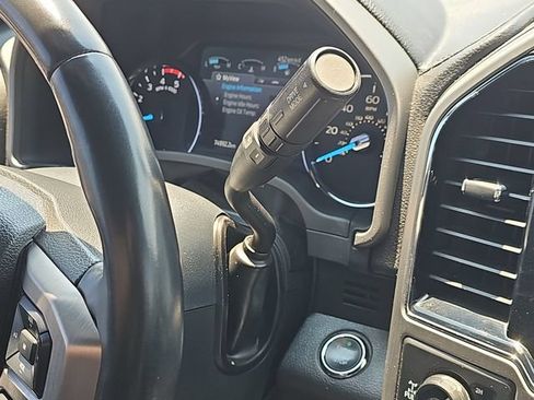 Used 2022 Ford F250 4x4 Crew Cab Super Duty image 16