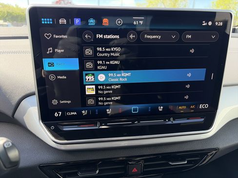 Certified 2024 Volkswagen ID.4 Pro S AWD/4WD image 14