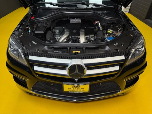 Used 2015 Mercedes-Benz GL 550 4MATIC image 62