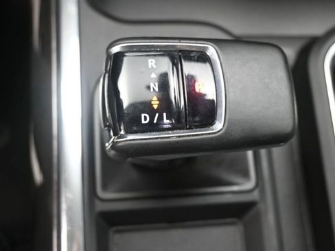 Used 2024 Chevrolet Silverado 1500 LTZ w/ Z71 Off-Road Package AWD/4WD image 13