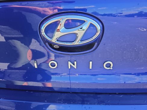 Used 2019 Hyundai Ioniq Limited w/ Ultimate Package 02 FWD image 23