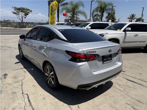 Used 2021 Nissan Versa SV FWD image 50