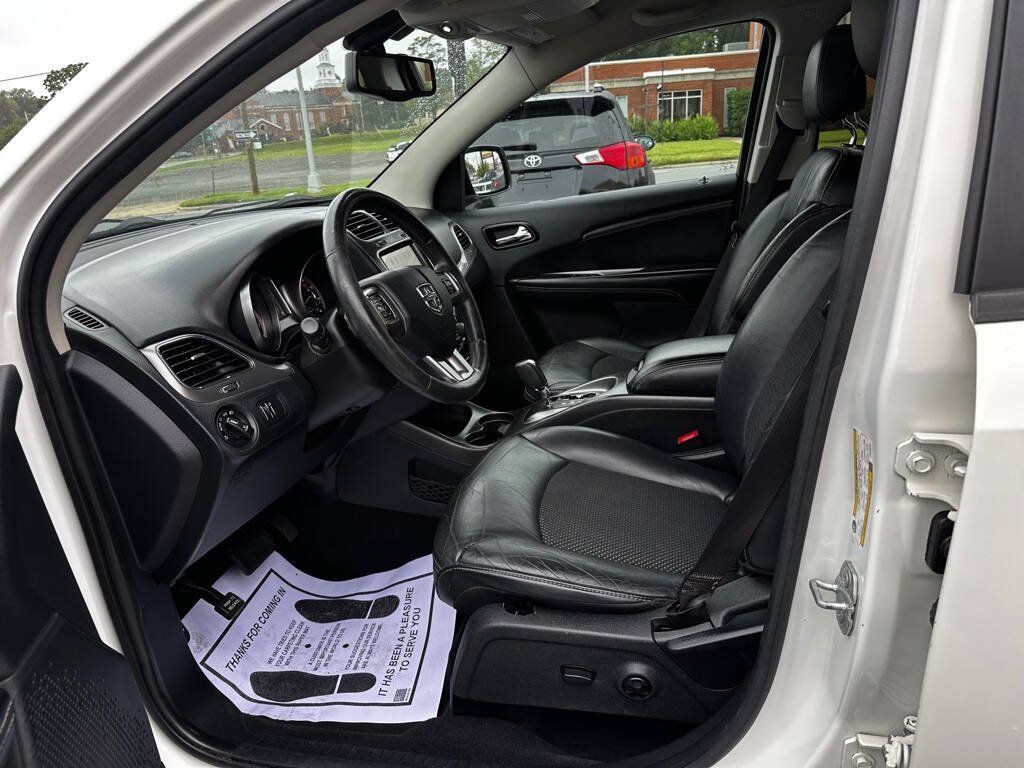 Used 2015 Dodge Journey Crossroad w/ Flexible Seating Group AWD/4WD image 12