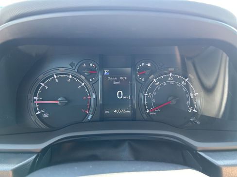 Used 2024 Toyota 4Runner SR5 Premium image 24