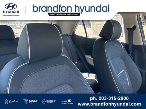 Certified 2023 Hyundai Venue Limited FWD image 28