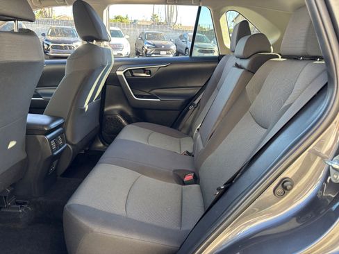 Used 2025 Toyota RAV4 XLE image 25