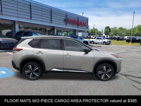 Used 2021 Nissan Rogue SL AWD/4WD image 2