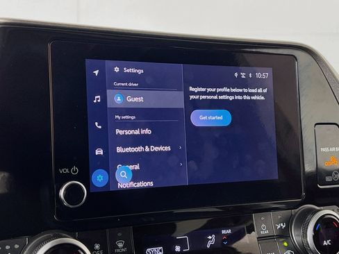 Certified 2026 Toyota Highlander XLE AWD/4WD image 15